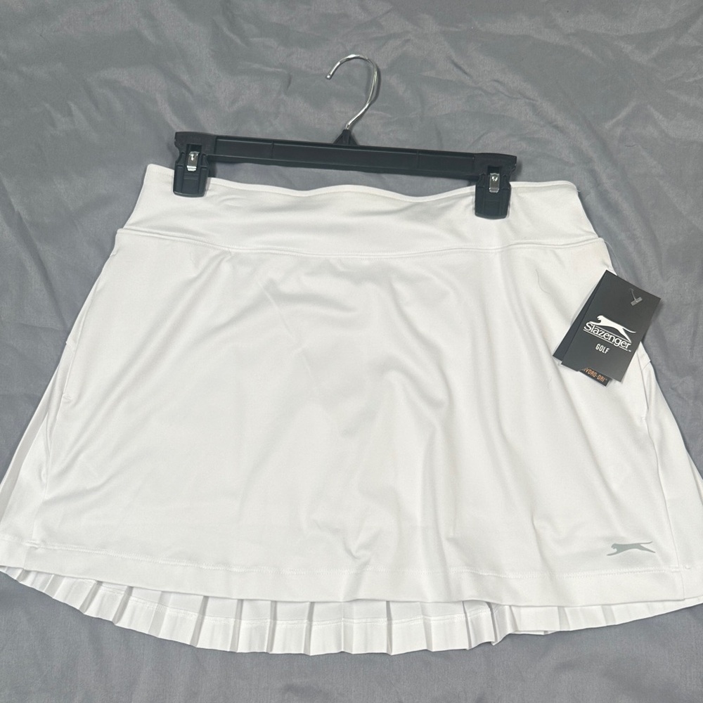 BNWT Slazenger White Golf Skirt